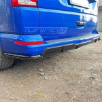 Galinio Bamperio Difuzorius + Spliteriai, komplektas skirtas VW T6 / T6.1 su vientisu bagažinės dangčiu, juodas blizgus