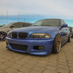 M3 išvaizdos Priekinis Bamperis, skirtas BMW E46 sedan / touring / coupe (98-05), su geltonais priešrūkiniais