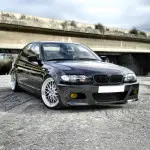 M3 išvaizdos Priekinis Bamperis, skirtas BMW E46 sedan / touring / coupe (98-05), su geltonais priešrūkiniais