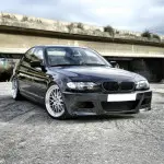 M3 išvaizdos Priekinis Bamperis, skirtas BMW E46 sedan / touring / coupe (98-05), su tamsintais priešrūkiniais