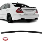 E63 išvaizdos bagažinės spoileris, skirtas Mercedes W211, juodas blizgus