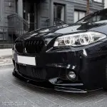 Performance dvigubos grotelės skirtos BMW F10 / F11 (10-17), juodos blizgios