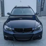 M-Pack LCI-look Priekinis Bamperis, skirtas BMW E90 / E91 PRE-LCI (05-08), su tamsintais priešrūkiniais
