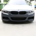 M-Pack Priekinis Bamperis skirtas BMW F30 / F31, be PDC, su žibintų apiplovimo angomis
