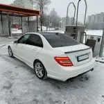Spoileris skirtas Mercedes-Benz W204 sedanui (07-14), juodas blizgus