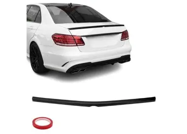 E63 išvaizdos galinio dangčio spoileris skirtas Mercedes-Benz W212 (09-16), juodas blizgus