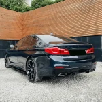 Performance galinio bamperio Difuzorius skirtas BMW G30 / G31, juodas blizgus