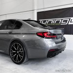 M4-style Trunk Spoiler for BMW G30 / F90, glossy black