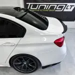 M4 style galinio dangčio spoileris skirtas BMW F30 / F80 (11-18), juodas blizgus