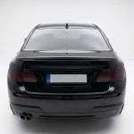Galinio dangčio spoileris skirtas BMW F01 / F02, juodas blizgus