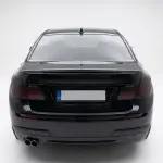 Galinio dangčio spoileris skirtas BMW F01 / F02, juodas blizgus