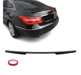 Spoileris ant Bagažinės dangčio skirtas Mercedes C207...