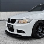 WR Priekinis Pažeminimas skirtas BMW E90 / E91 LCI M-Pack, juodas blizgus - SUSTIPRINTA VERSIJA