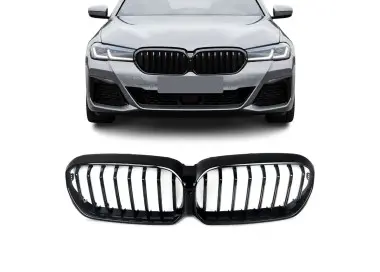 Priekinės Grotelės skirtos BMW G30 / G31 / F90 LCI (21-23), juodos blizgios