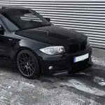 WR Priekinis Pažeminimas skirtas BMW E82 / E88 su M-Sport bamperiu, juodas blizgus