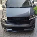 Priekinės Grotelės be ženkliuko skirtos VW T6.1 (19-), juodos blizgios