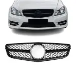 C63 išvaizdos Priekinės Grotelės skirtos Mercedes W204 / S204 / C204 (07-14), juodos blizgios