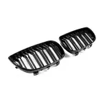 Performance priekinės Grotelės skirtos BMW E81 / E87, dvigubos, juodos blizgios