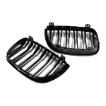 Performance priekinės Grotelės skirtos BMW E81 / E87, dvigubos, juodos blizgios