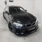CS-style Priekinis Pažeminimas skirtas BMW M2 F87 (16-21), juodas blizgus - SUSTIPRINTA VERSIJA