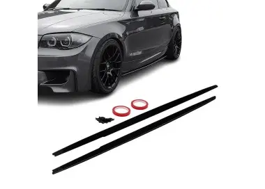 F-PERFORMANCE Poslenksčiai / Slenksčių apdailos, komplektas skirtas BMW E81 / E82 / E87 / E88, juodi blizgūs