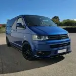 Priekinis Lipas skirtas VW T5.1 (09-14) su Sportline pažeminimu, juodas blizgus