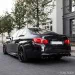 Performance Apdailos komplektas su M5 išvaizdos Difuzoriumi skirtas BMW F10 / F11, juodas blizgus