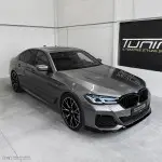 Performance priekinio Bamperio Pažeminimas skirtas BMW G30 / G31 LCI (21-23), juodas blizgus