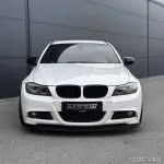 WR Priekinis Pažeminimas skirtas BMW E90 / E91 LCI M-Pack, juodas blizgus - SUSTIPRINTA VERSIJA