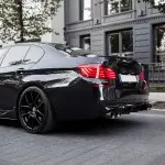 M5 Performance galinis Difuzorius skirtas BMW F10 / F11 su M-Pack bamperiu, juodas blizgus