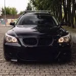 M5 look Priekinis Bamperis skirtas BMW E60 / E61 (03-10) be PDC angų