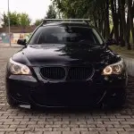 M look Priekinis Bamperis skirtas BMW E60 / E61 PRE-LCI (03-07) su 24 mm PDC angomis