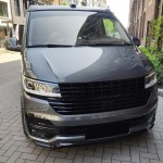 Front badgeless Grille for VW T6.1 (19-), glossy black