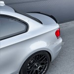 M4-style Trunk Spoiler for BMW E82, glossy black