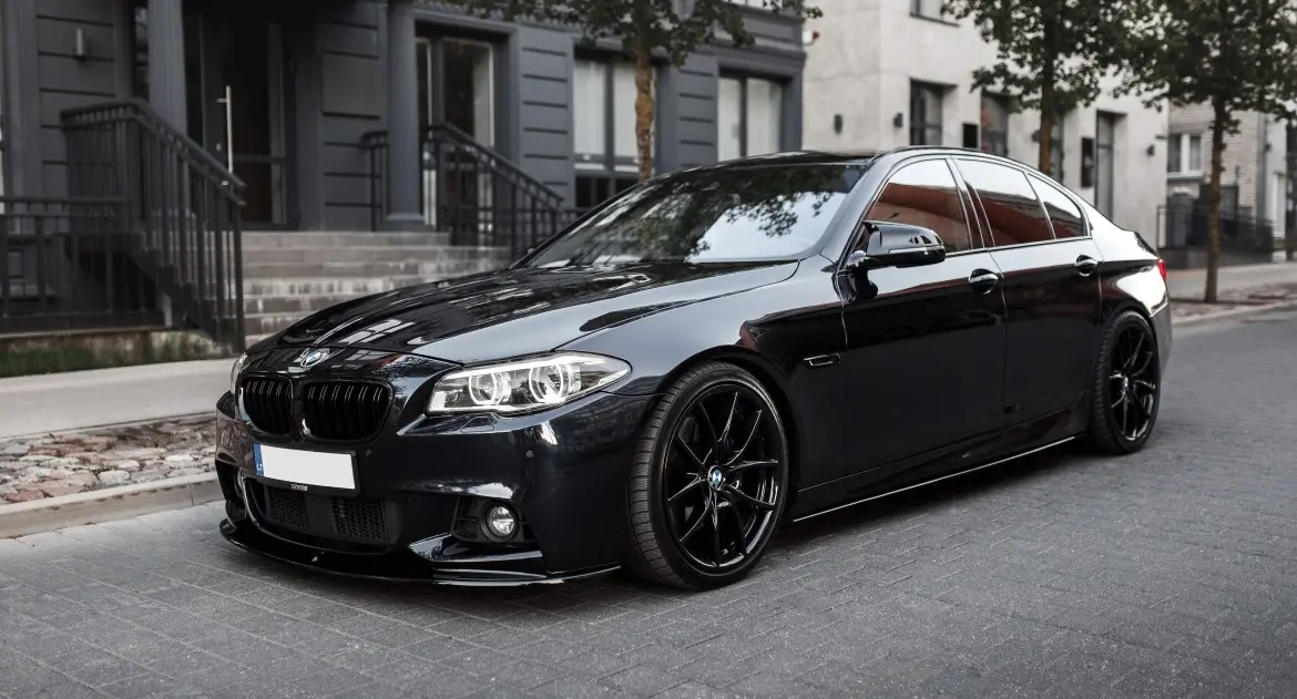 Kliento BMW F10 LCI su mūsų dalimis